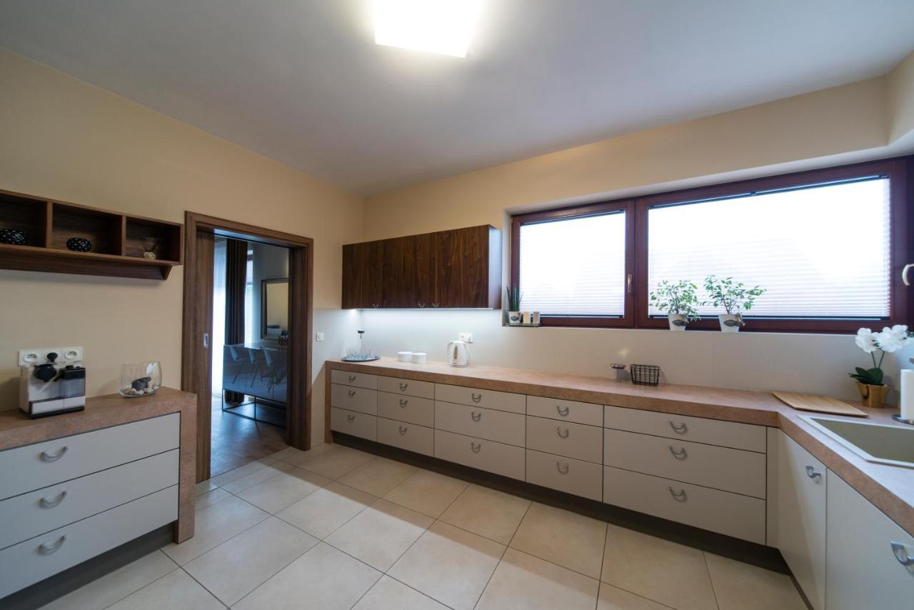 Natura Villa Spa Węgrzce Extérieur photo