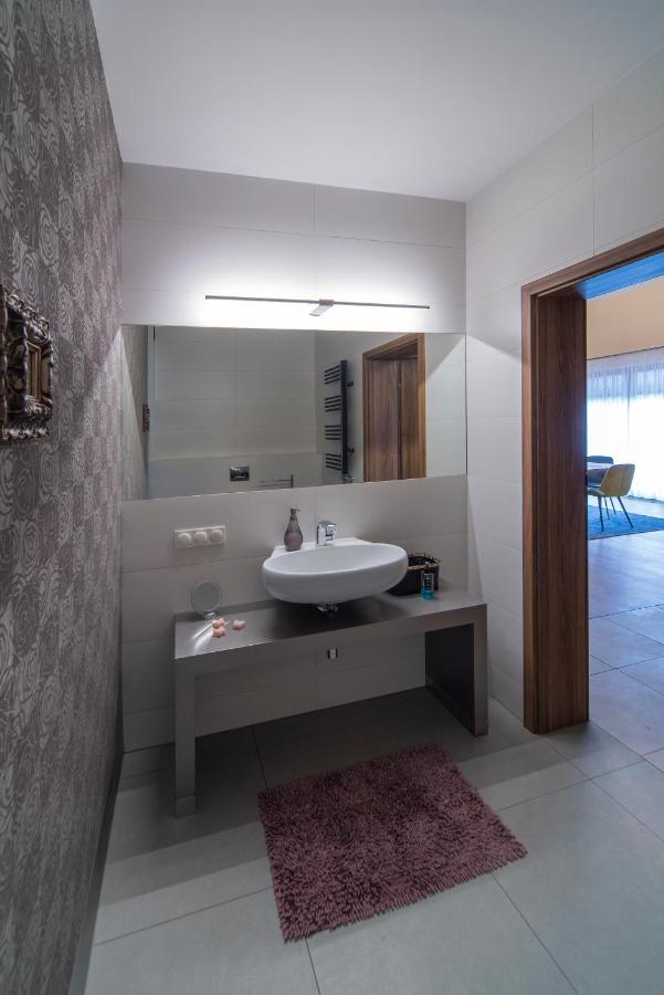 Natura Villa Spa Węgrzce Extérieur photo